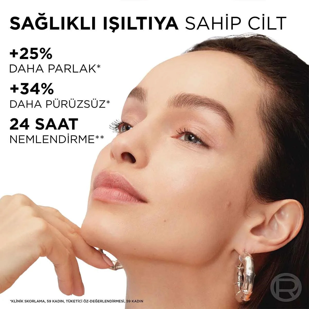 REVITALIFT YUZ KREMI AYDINLATICI C VITAMINI 50 ML
