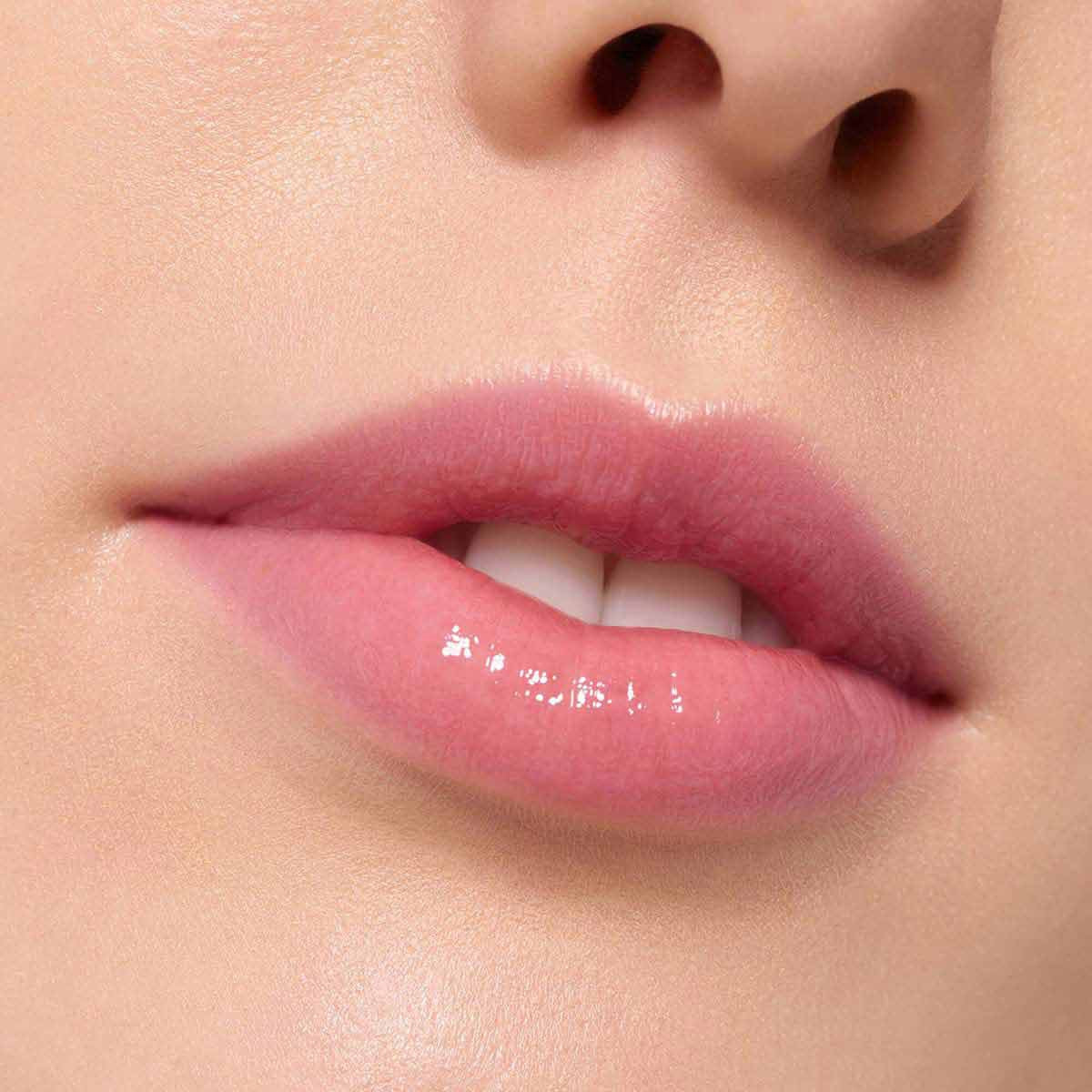 Lip Treatment 07